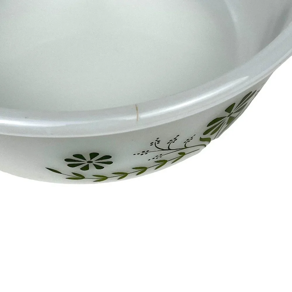 Vintage GlasBake Covered Casserole Milkglass Crazy Daisy 2-1/2 Quart J2600